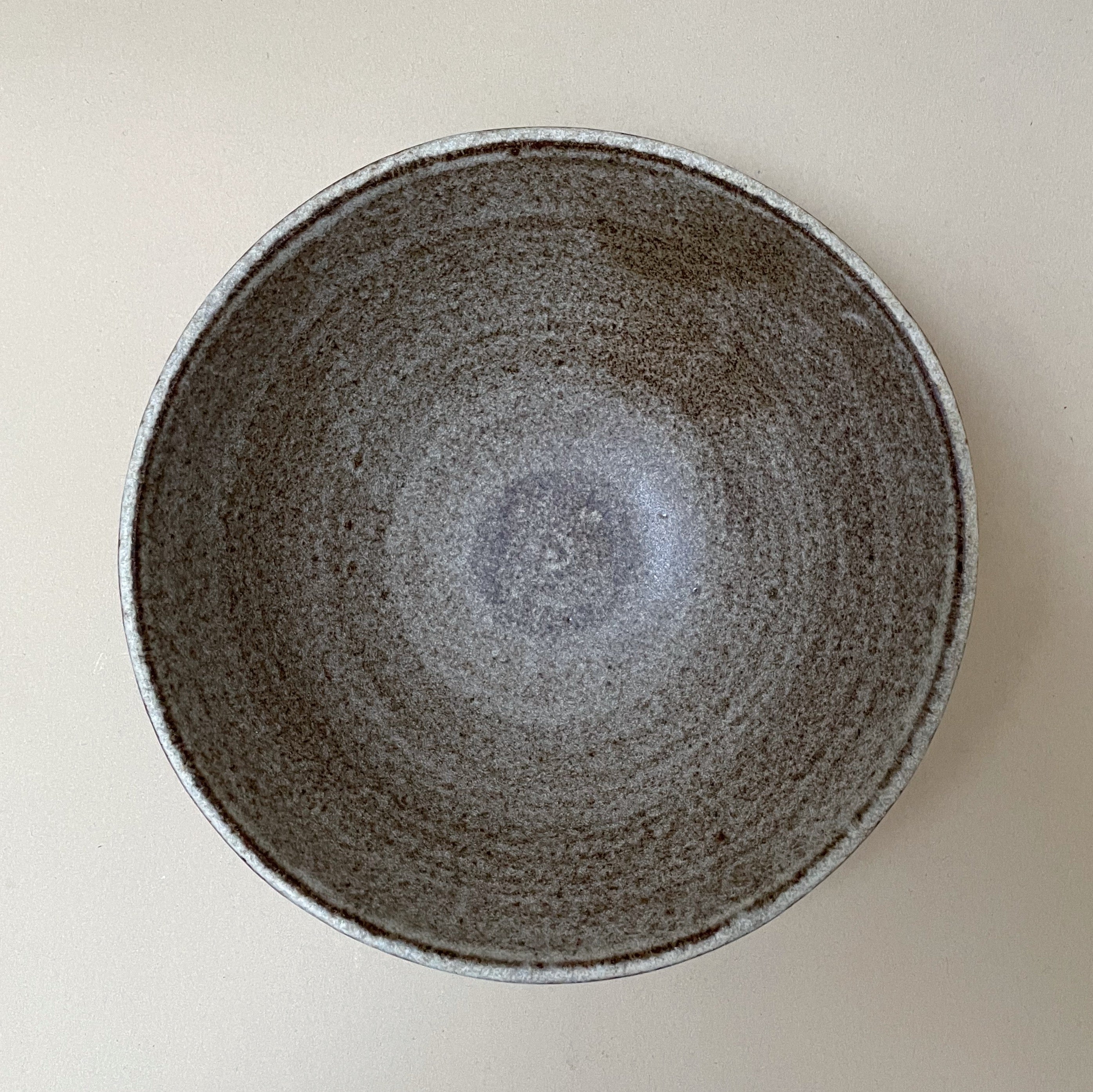 Serveringsskål (Ø18 cm) - Gråbrun - Medium